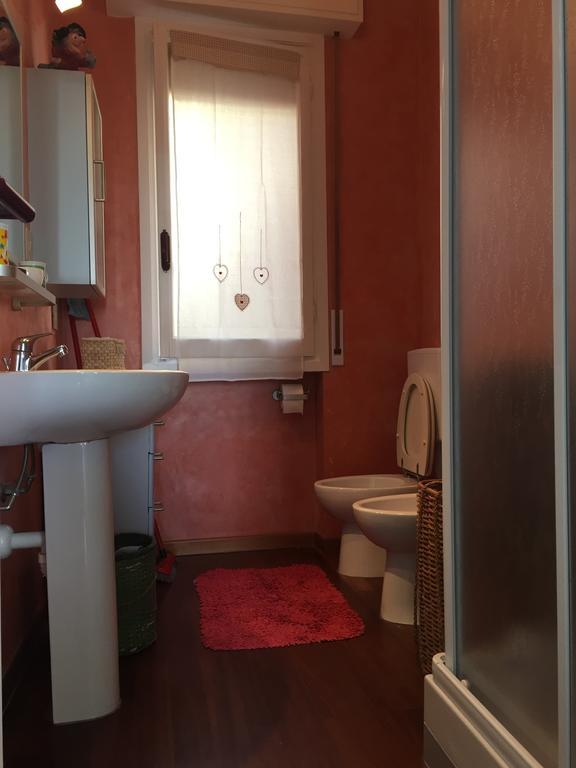 Vacanze A Finale Ligure Rom bilde