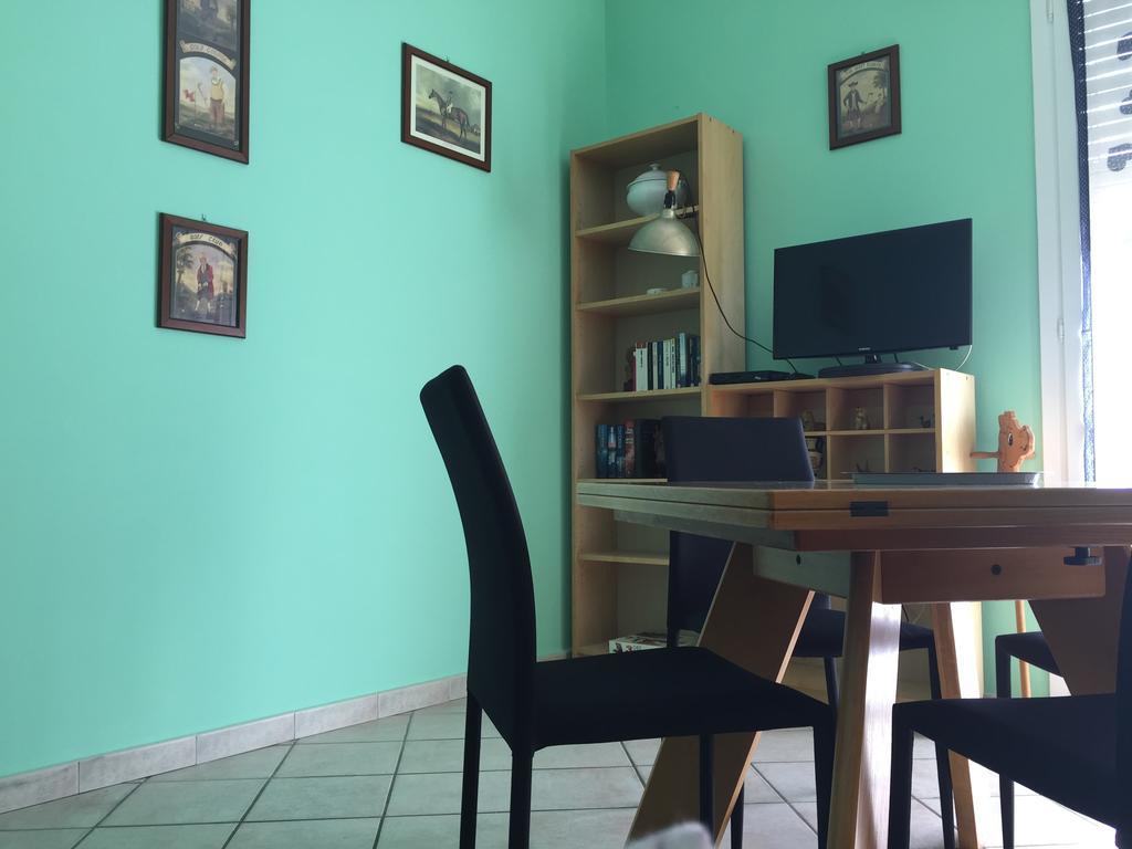 Vacanze A Finale Ligure Rom bilde