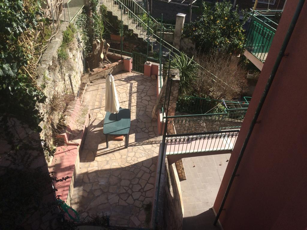 Vacanze A Finale Ligure Rom bilde