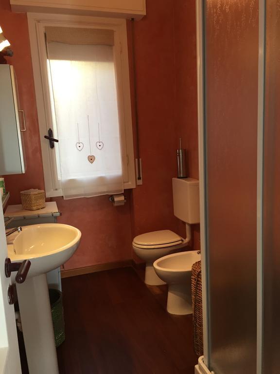 Vacanze A Finale Ligure Rom bilde