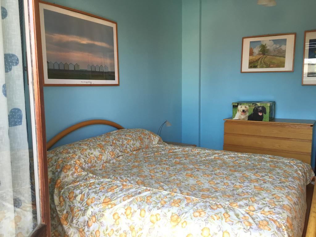 Vacanze A Finale Ligure Rom bilde